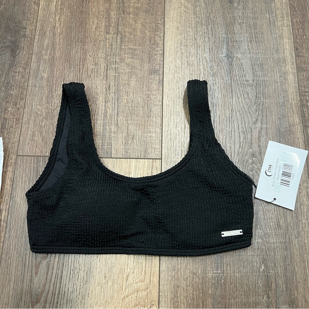 New Zyia black ribbed clasp back bikini top